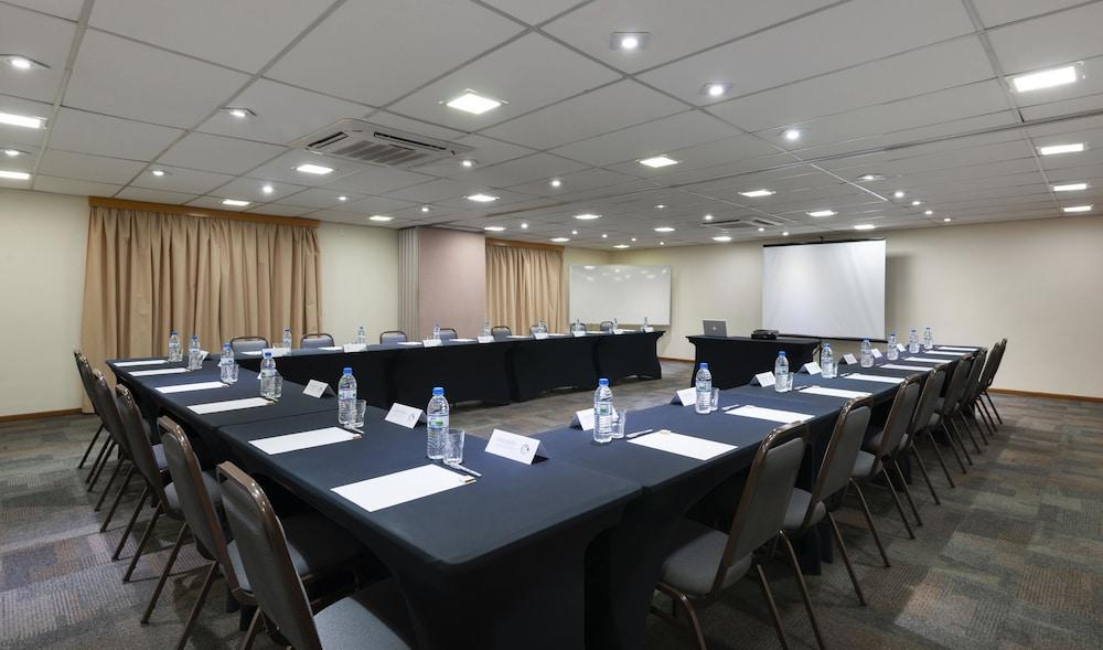 Matiz Barao Geraldo Express Hotel Campinas  Exterior photo