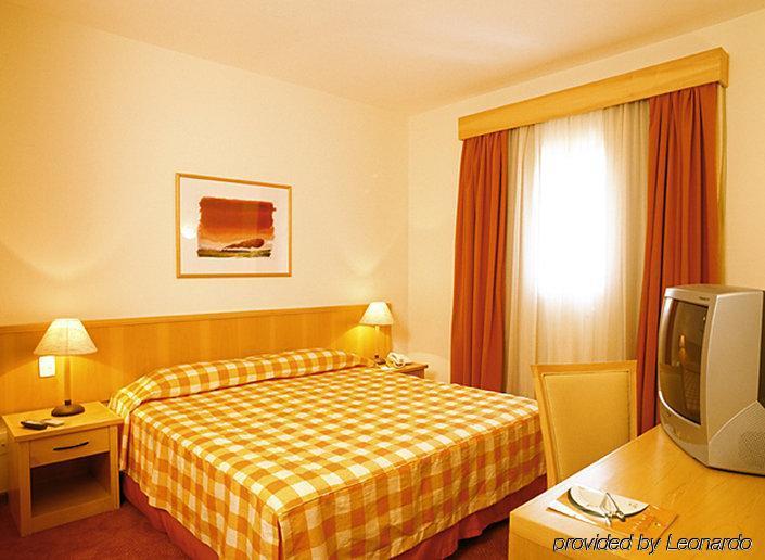 Matiz Barao Geraldo Express Hotel Campinas  Exterior photo